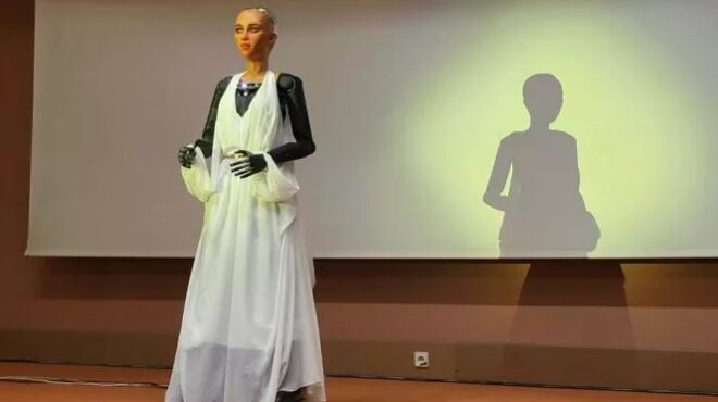 στη-ρόδο-η-sophia-το-διάσημο-ανθρωποειδές-ρο-562924096