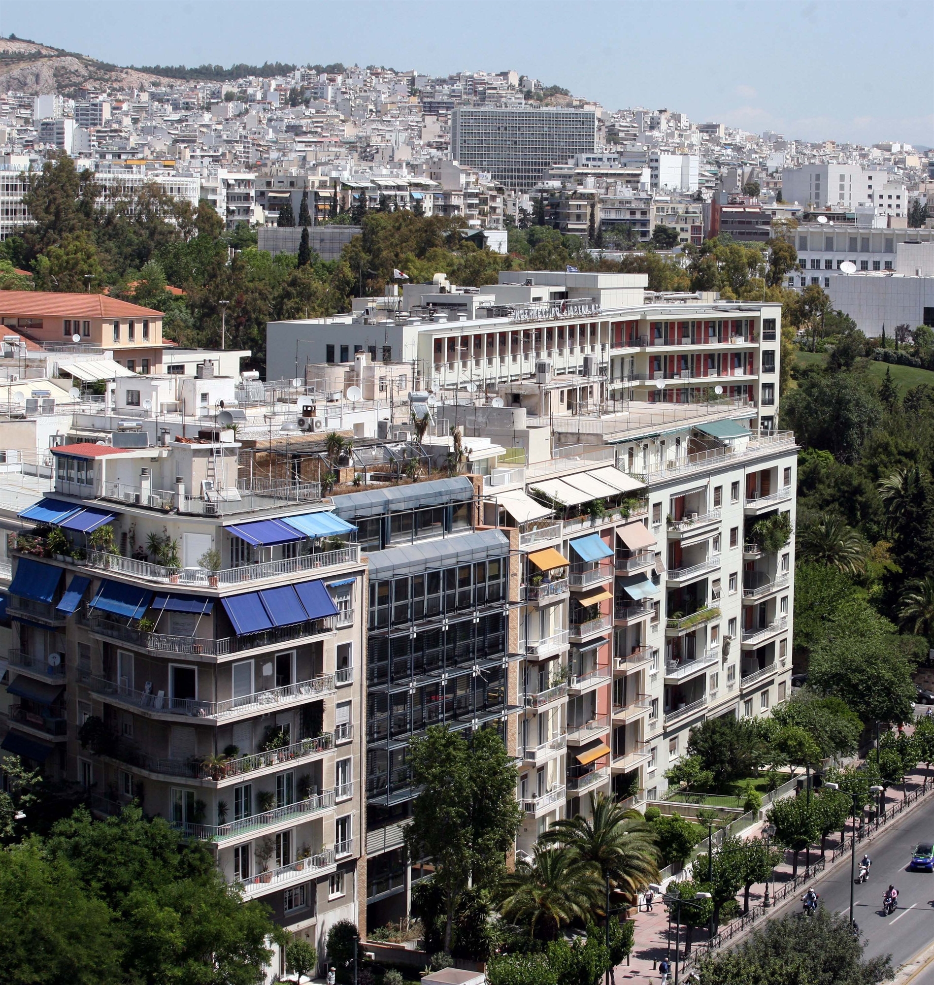 Τρεις «κόφτες» στη χρυσή βίζα – Μόνο με ακίνητα άνω των 120 τ.μ.-1