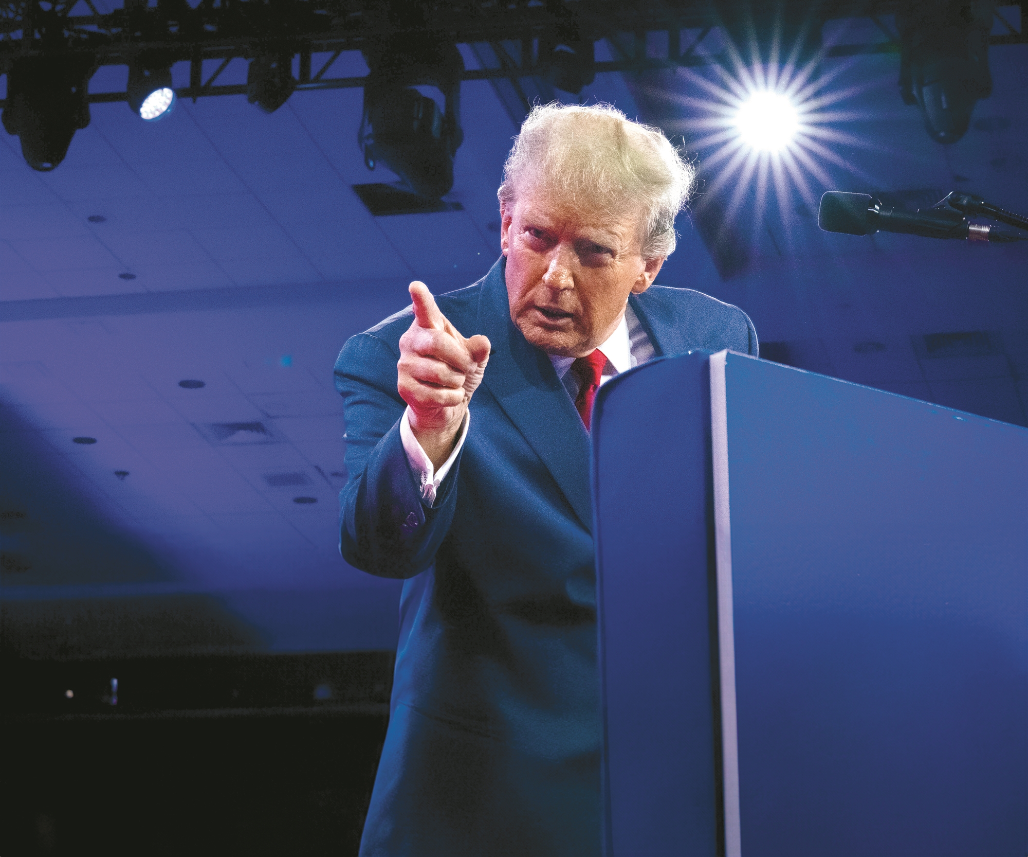 Αμερικανικές εκλογές: Τον κουρασμένο ή τον επίδοξο δικτάτορα;-2