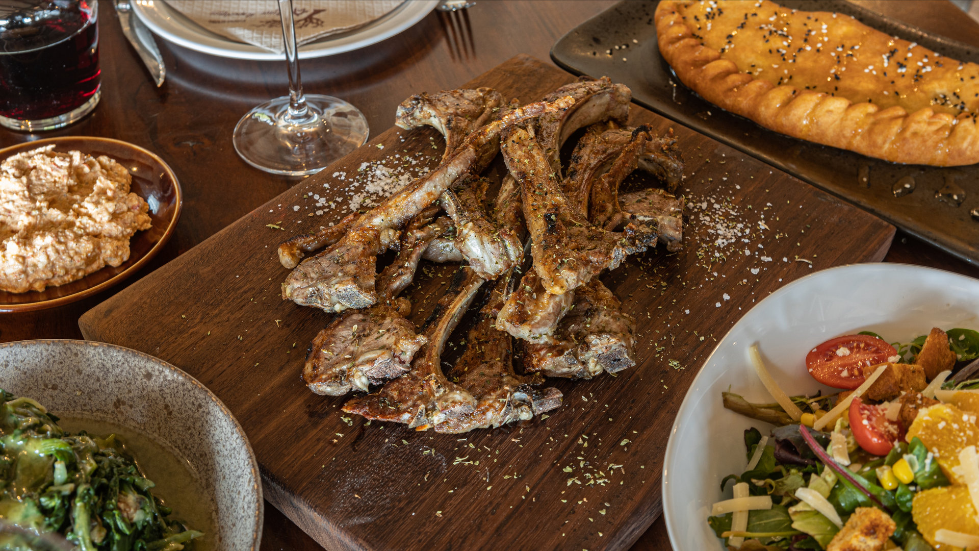 13 εξοχικές ταβέρνες κοντά στην Αθήνα που αξίζουν και με το παραπάνω τα χιλιόμετρα-8