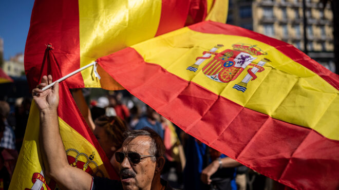 μαδρίτη-χιλιάδες-άνθρωποι-διαδήλωσα-562925548