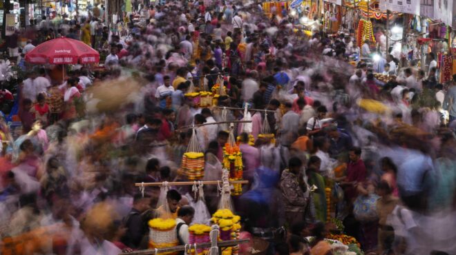 οικονομική-συμφωνία-με-τέσσερις-ευρω-562928467