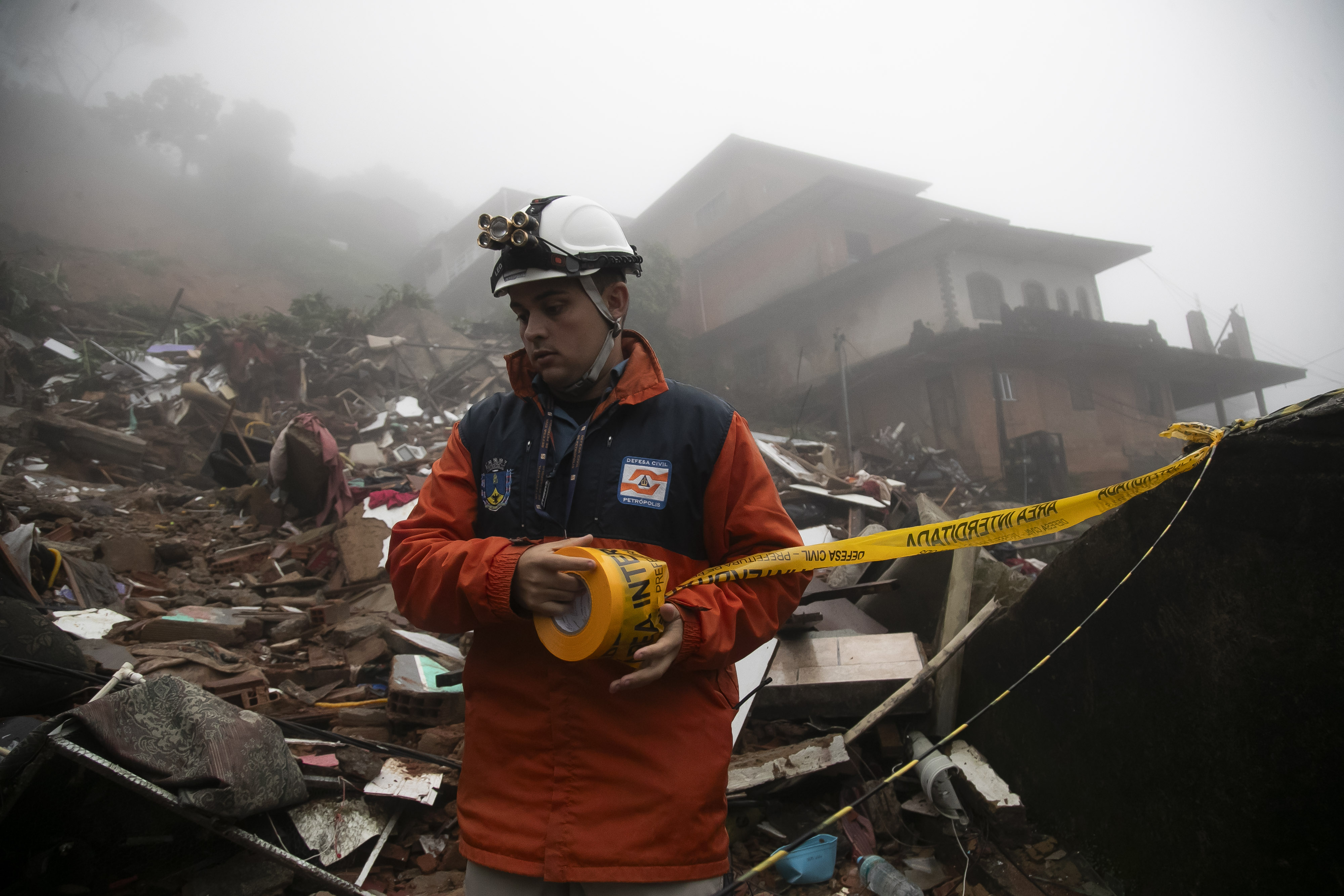 Βραζιλία: Τουλάχιστον 20 νεκροί από καταρρακτώδεις βροχές και πλημμύρες-1