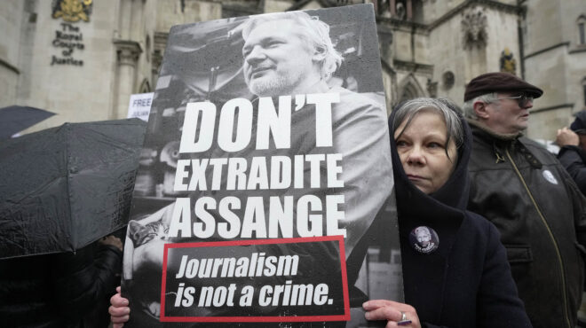 τζούλιαν-ασάνζ-σήμερα-η-απόφαση-για-έκ-562949068