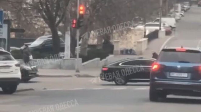 ισχυρές-εκρήξεις-στην-οδησσό-κοντά-562918714