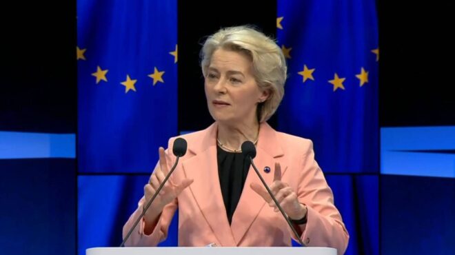 φον-ντερ-λάιεν-η-παράταση-ζωής-των-πυ-562942582