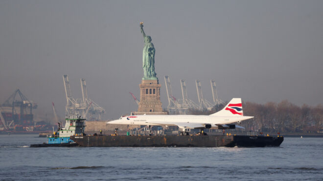 τι-γυρεύει-ένα-concorde-στον-ποταμό-χάντσον-τ-562934449