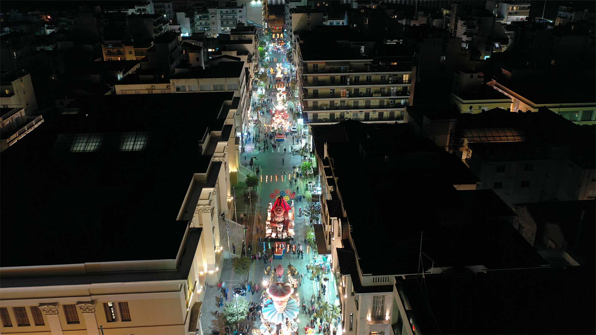 Οδηγός «επιβίωσης» για το Καρναβάλι της Πάτρας-1