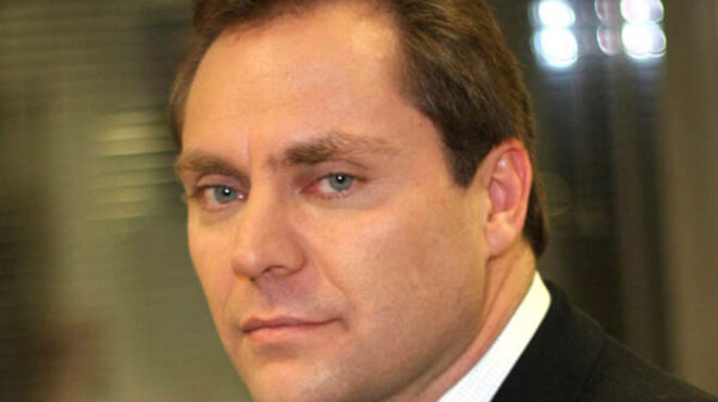 ο-ευτύχης-βασιλάκης-ευ-ελληνας-επιχε-562931164