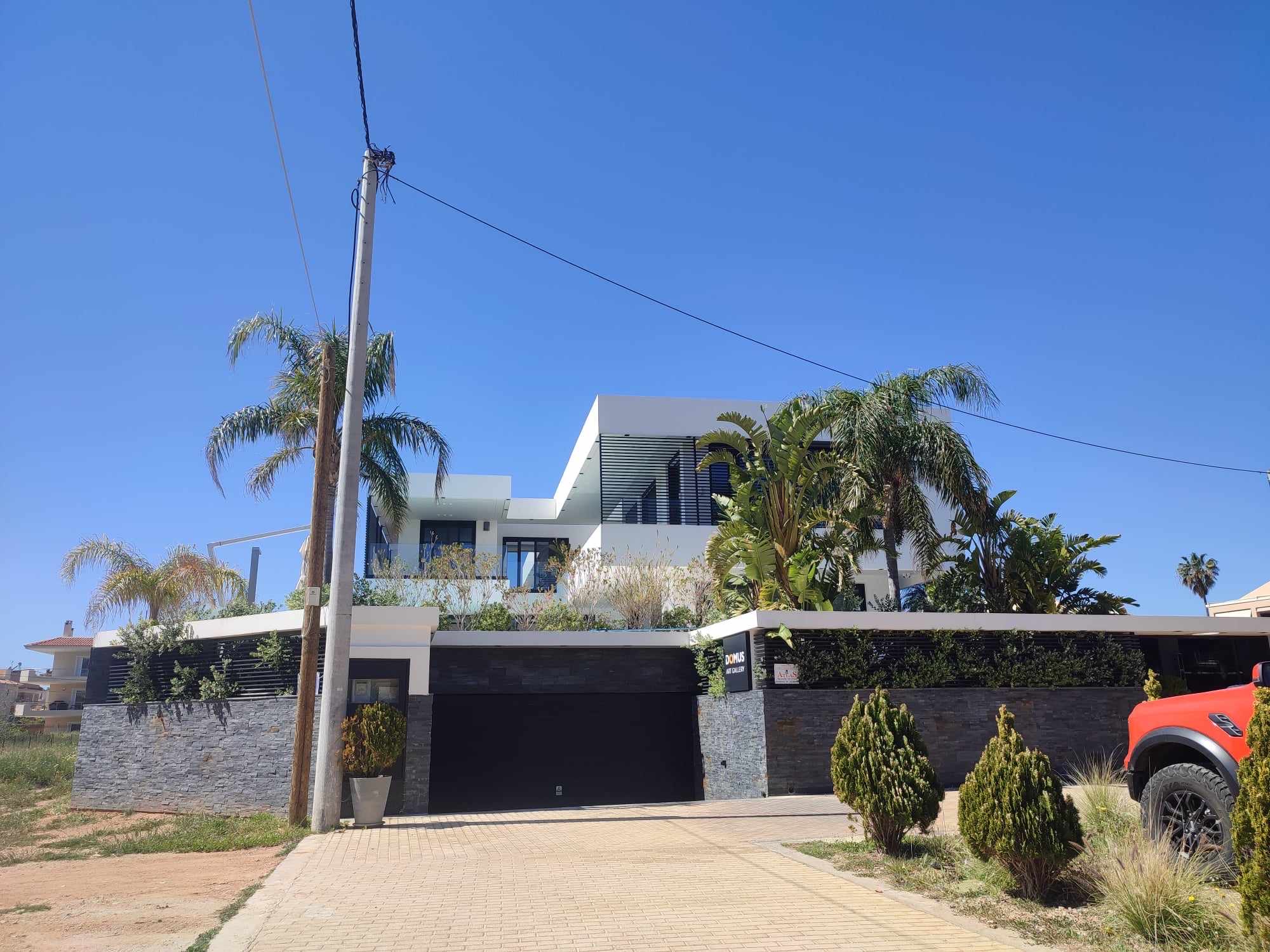 Βάρκιζα: Συνελήφθη Ιταλός ηγετικό μέλος οργάνωσης λαθρεμπορίου πετρελαίου-1