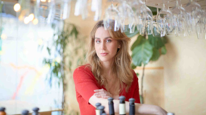 13-ελληνίδες-οινοποιοί-μέσα-από-τα-κρασι-562928839