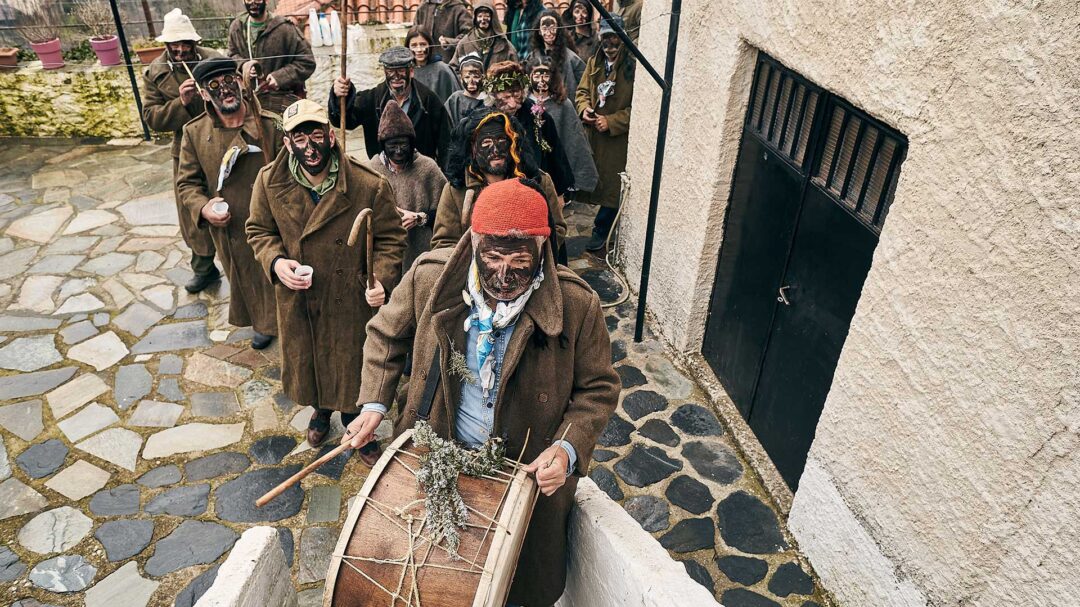 ενα-γνήσιο-λαϊκό-δρώμενο-μοναδικό-στη-562918966