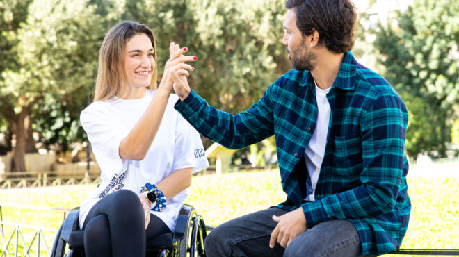 κωτσόβολος-react-μέσα-από-τη-νέα-youtube-σειρά-τη-562918732