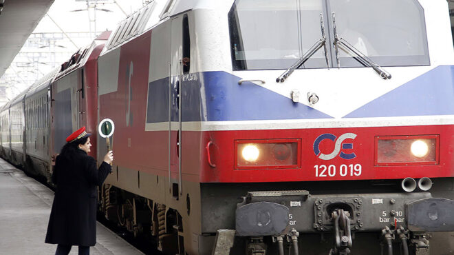 αφύλακτες-διαβάσεις-σε-γραμμές-τρένω-562929388