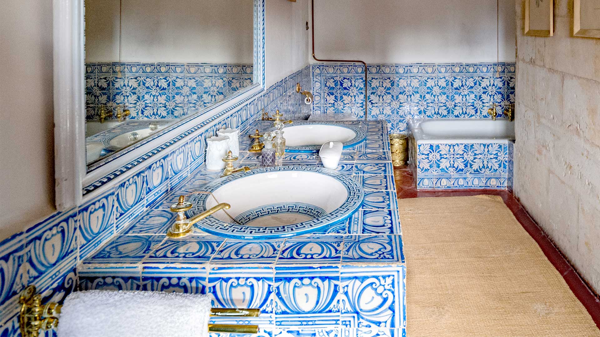 3 παλάτια στην Ισπανία που αξίζει να επισκεφθείτε-5