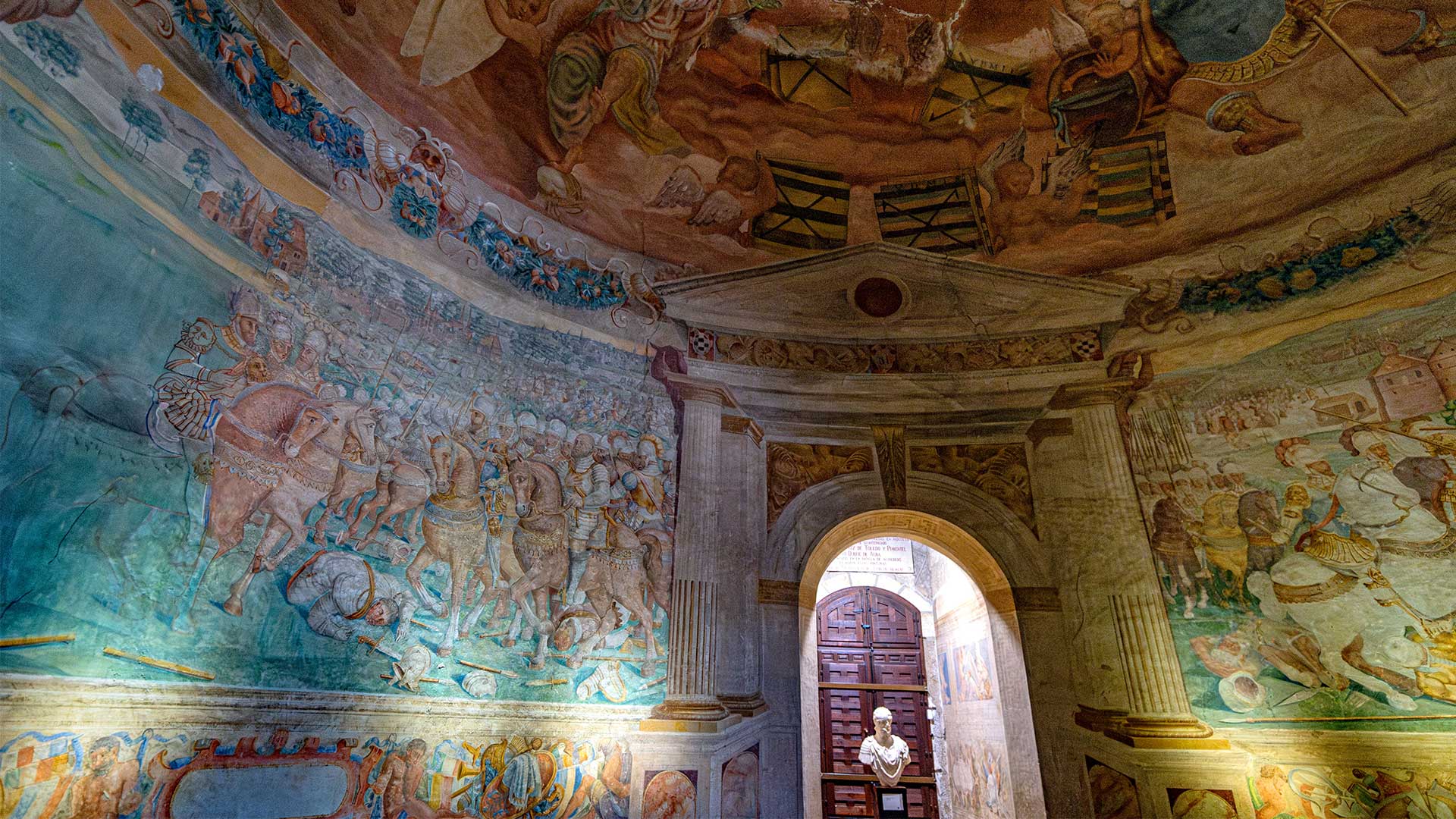 3 παλάτια στην Ισπανία που αξίζει να επισκεφθείτε-6