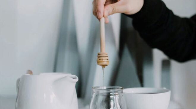 απώλεια-βάρους-το-ζεστό-νερό-με-μέλι-εί-562944970