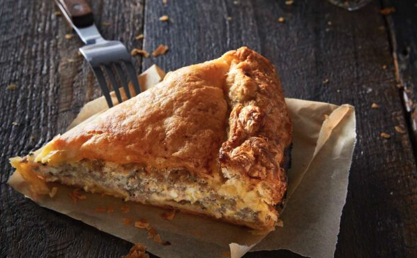 κιμαδόπιτα-με-πράσο-λιλιδιαστή-από-τη-562922980