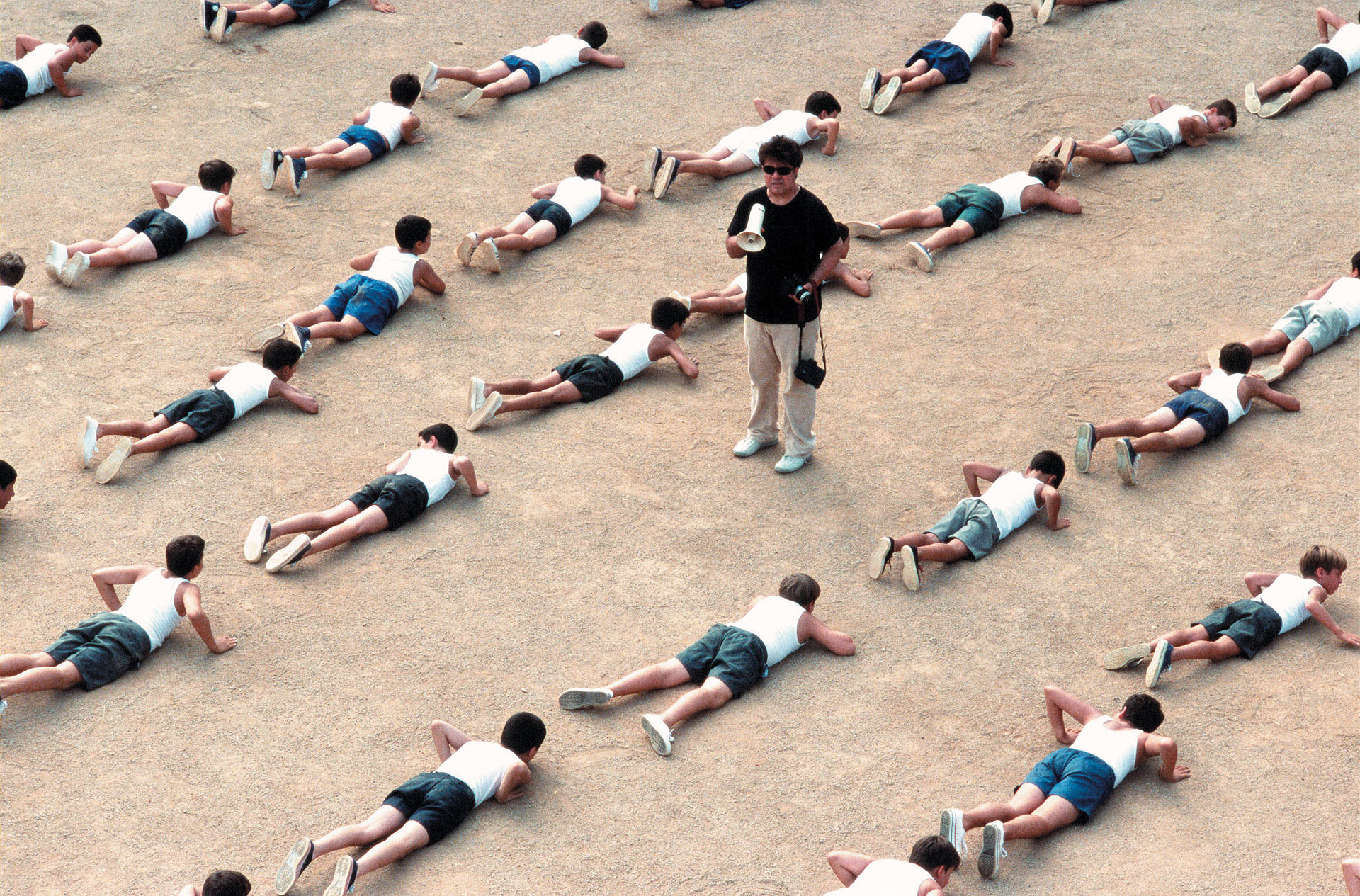 Ο Πέδρο Αλμοδοβάρ αποκαλύπτεται μέσα από μία κρυπτική αυτοβιογραφία-2