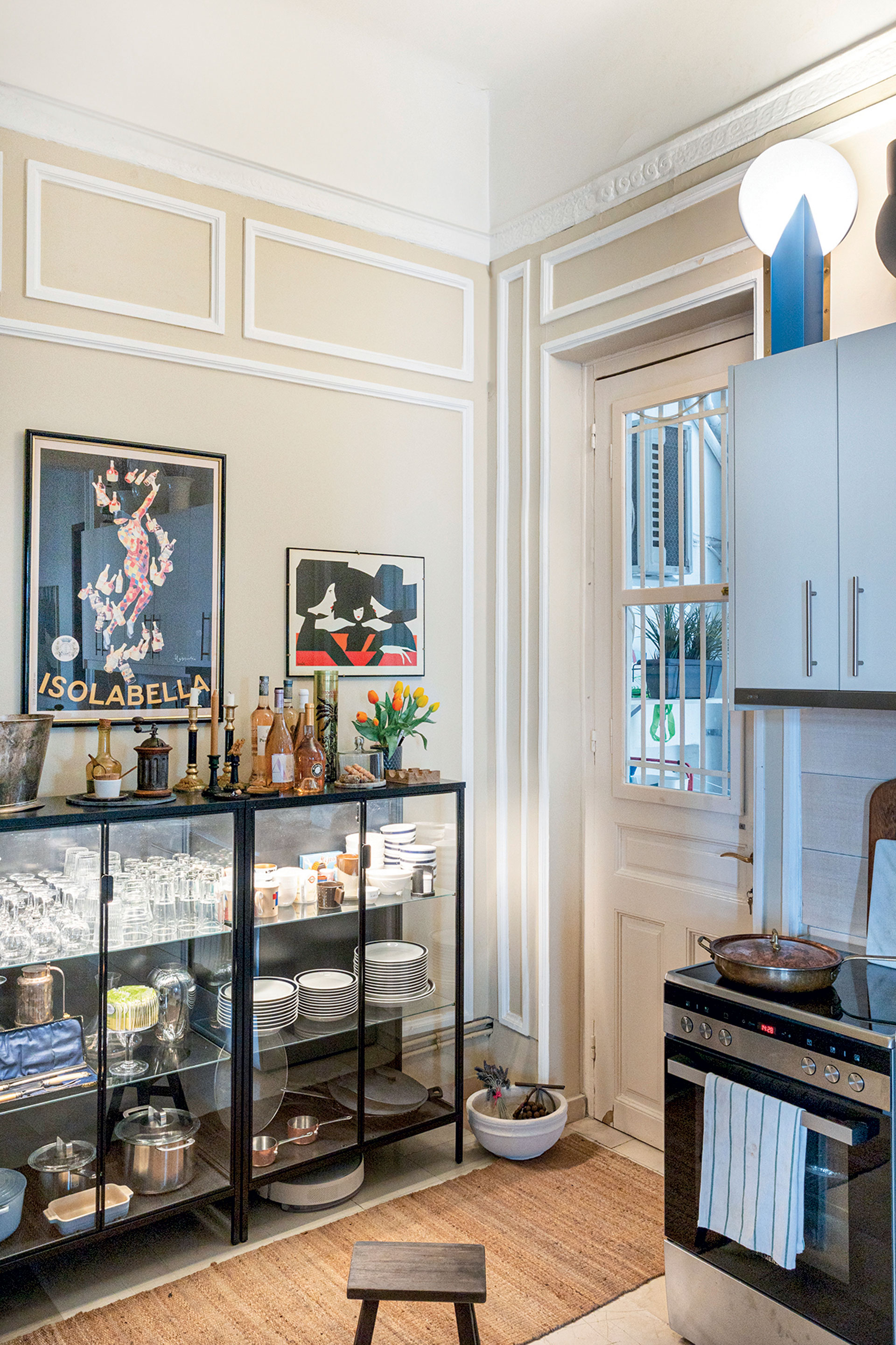 Ενα ξακουστό μπαρ στα Εξάρχεια που έγινε στιλάτο διαμέρισμα-2