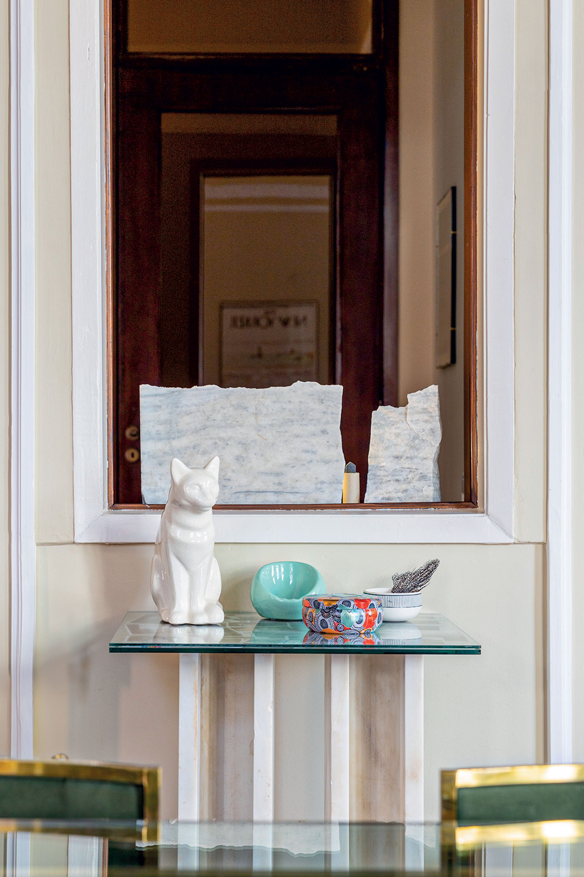 Ενα ξακουστό μπαρ στα Εξάρχεια που έγινε στιλάτο διαμέρισμα-3