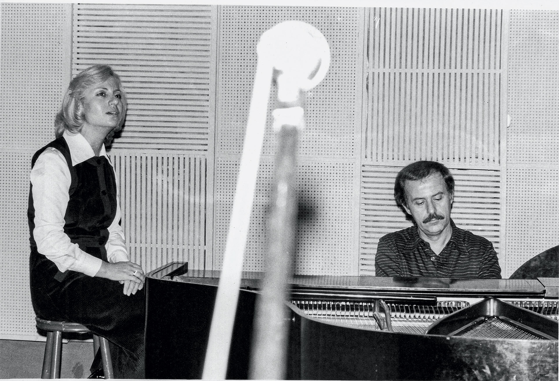 Ενα νέο ντοκιμαντέρ ρίχνει φως και αγάπη στον Γιάννη Σπανό-6