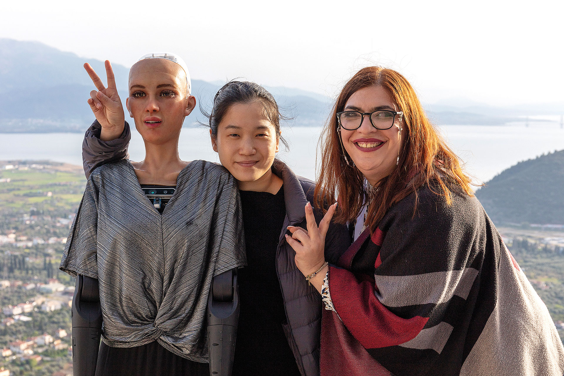 Συναντήσαμε τη Σοφία, το διασημότερο ρομπότ στον πλανήτη-6