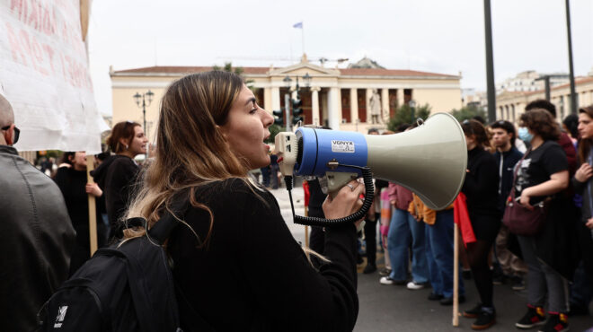 οι-γραμμές-της-μάχης-για-τα-αει-562913446