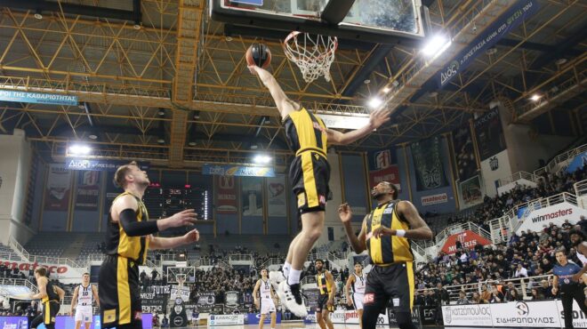 νίκη-για-εξάδα-η-αεκ-εύκολα-ο-προμηθέας-562913878