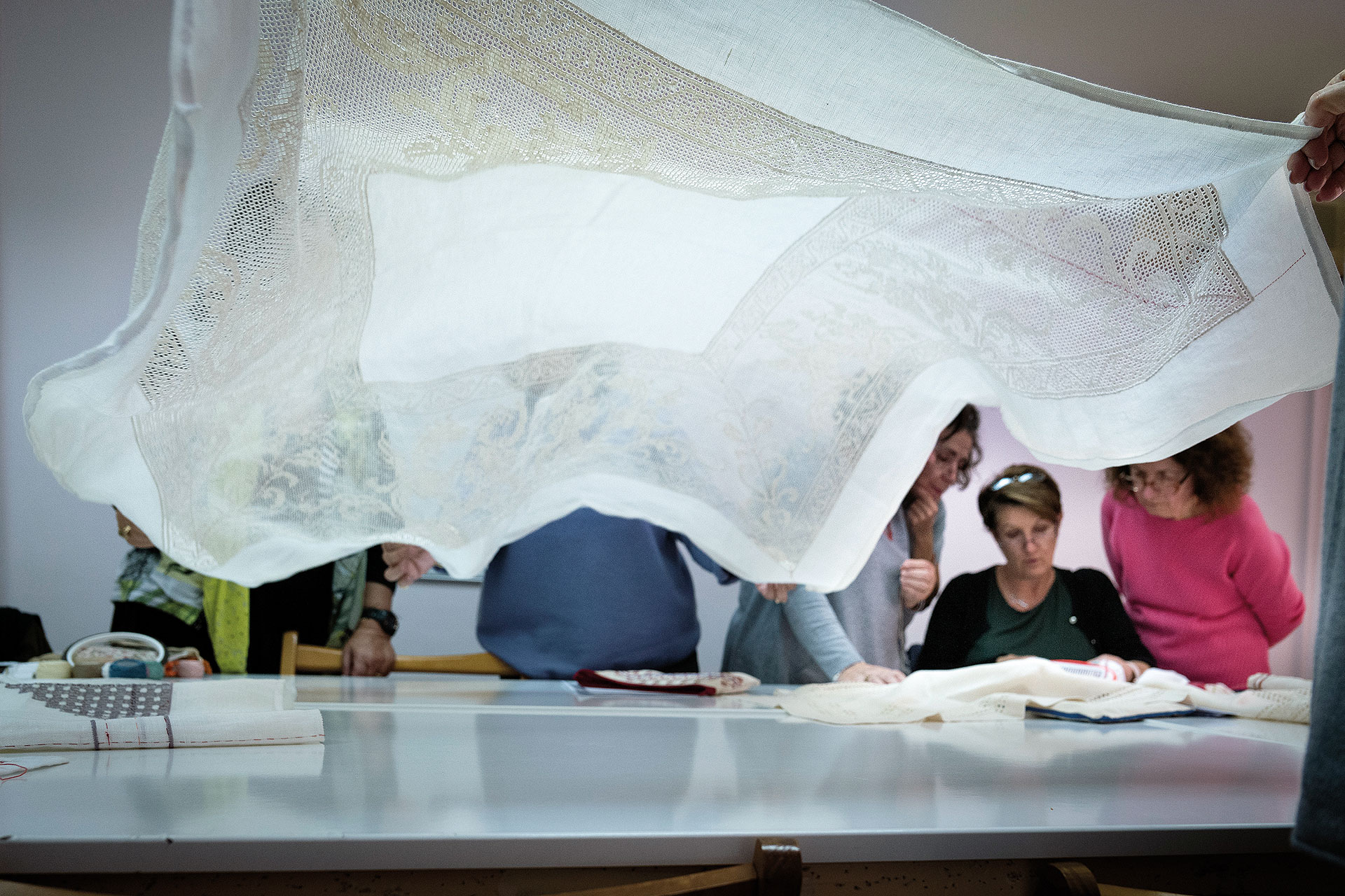 Μέσα στον χειροποίητο κόσμο του Συλλόγου Εκπαιδεύσεως Νεανίδων-2