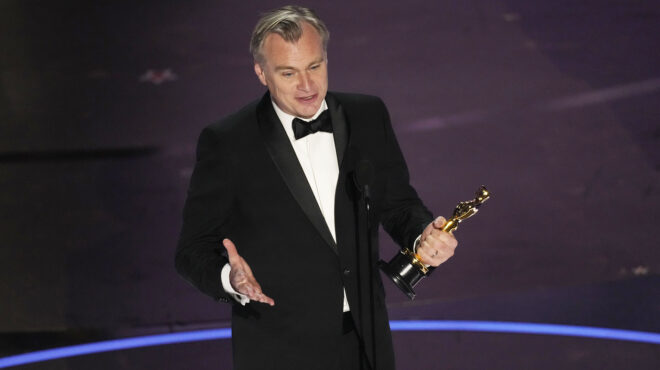 ο-κρίστοφερ-νόλαν-χτύπησε-φλέβα-χρυσο-562930399