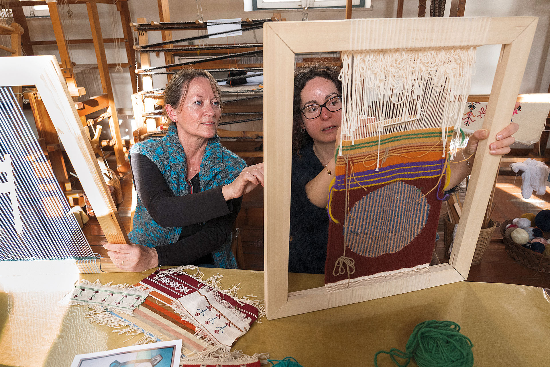 Μέσα στον χειροποίητο κόσμο του Συλλόγου Εκπαιδεύσεως Νεανίδων-8