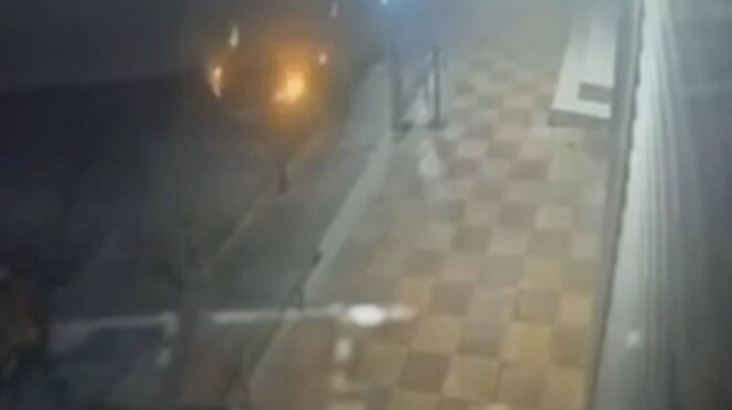 καπανδρίτι-βίντεο-εσπρωξαν-αυτοκ-562930369