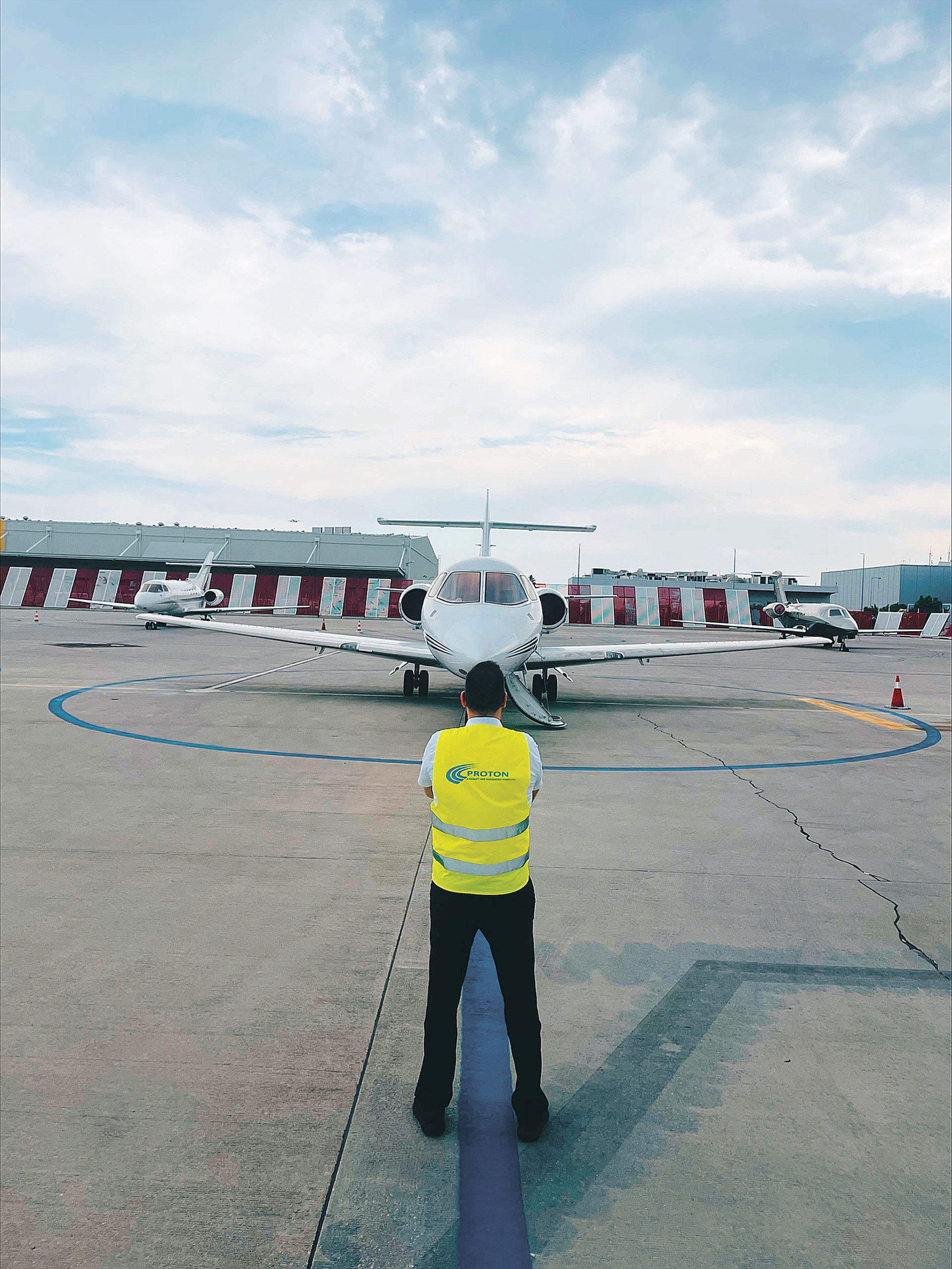 Αλλος για Μύκονο με αεροταξί;-3