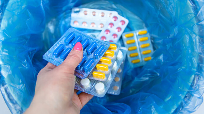 απόρριψη-των-φαρμάκων-πώς-και-γιατί-562919329