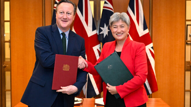 κάμερον-η-συμμαχία-aukus-δεν-κινδυνεύει-απ-562944301