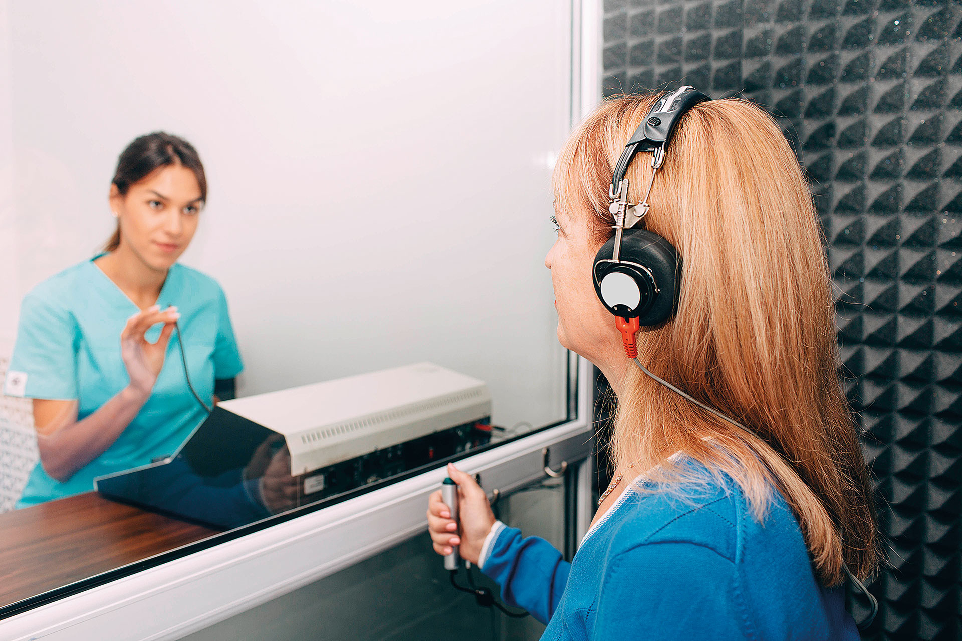 Νέες απόψεις σχετικά με τις εμβοές-1