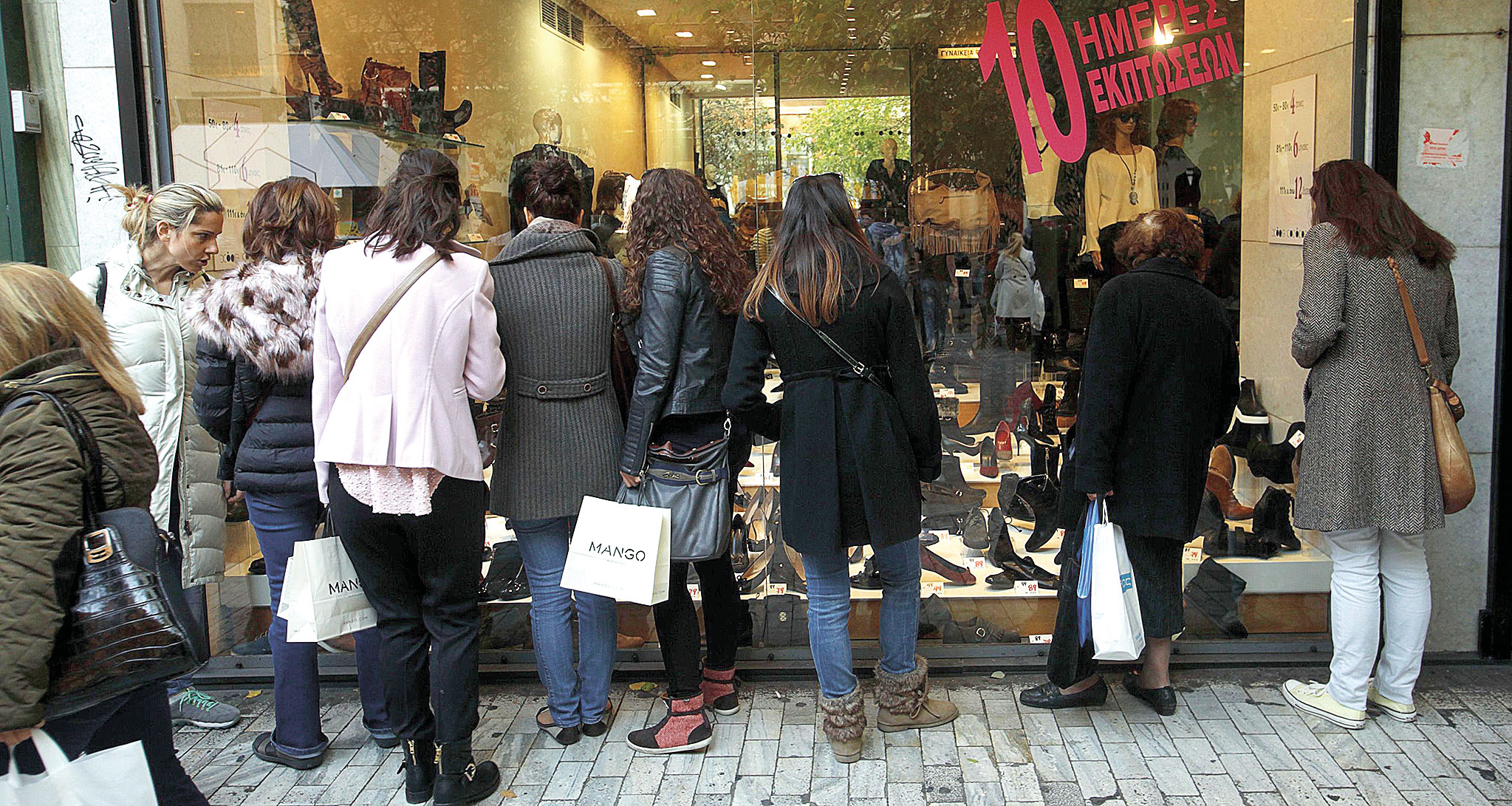 Ανάπτυξη 2% το 2023 με βασικό μοχλό την κατανάλωση-1