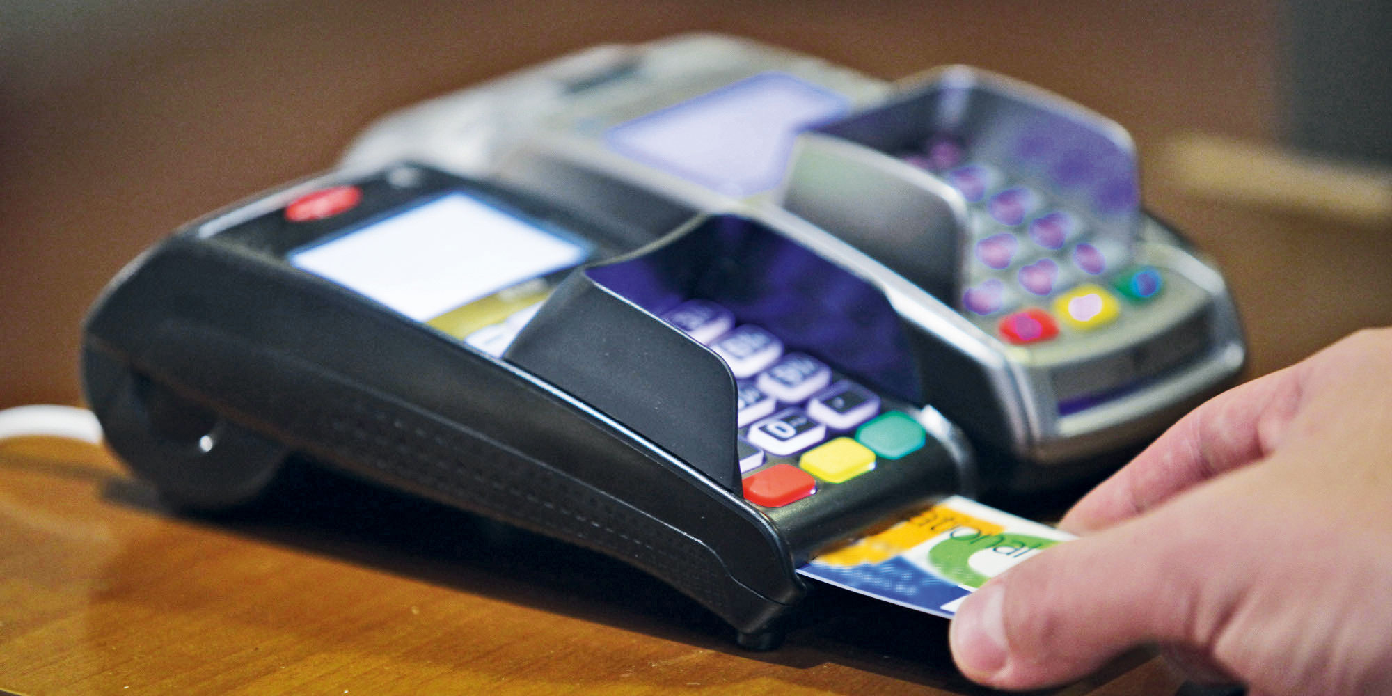 Το κρυφό κόστος της χρήσης καρτών-1