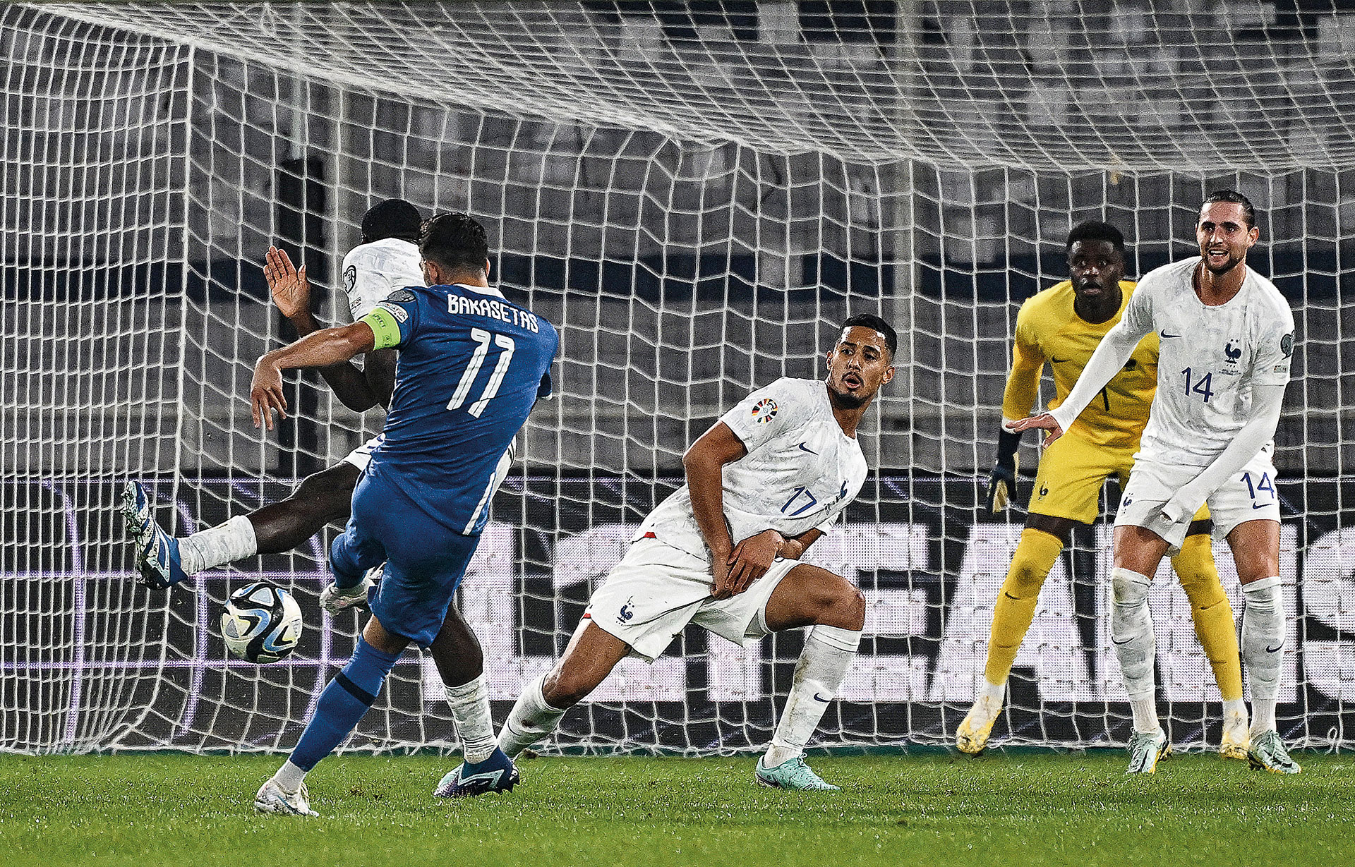 Τάσος Μπακασέτας στο «Κ»: Η Ελλάδα έχει ανάγκη να δει την Εθνική σε μεγάλη διοργάνωση-3