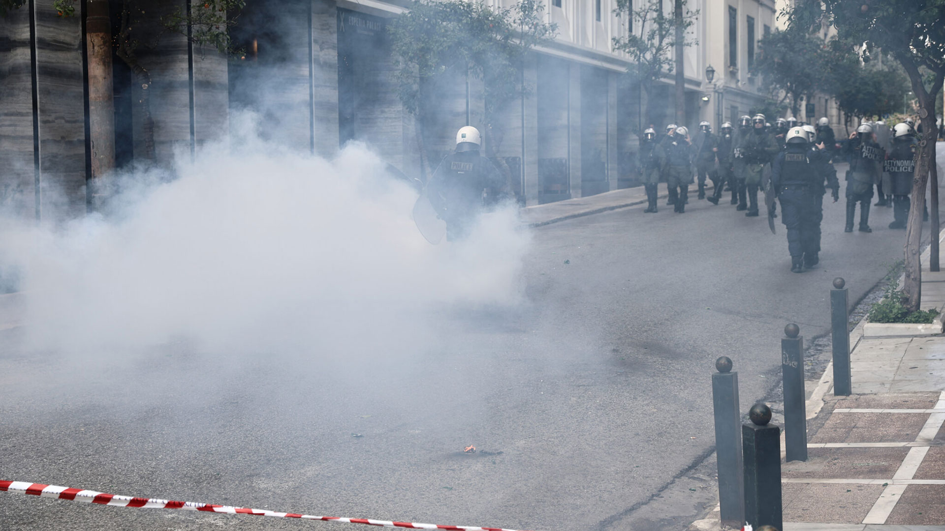 Μεγάλη συμμετοχή στο πανεκπαιδευτικό συλλαλητήριο – Επεισόδια και τραυματίες-13