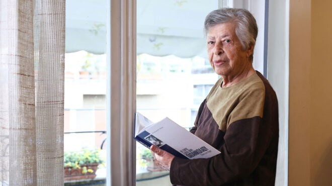 από-τη-λέσβο-στο-εργαστήριο-με-τον-dr-pap-562925797