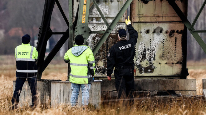 γερμανία-σαμποτάζ-στο-εργοστάσιο-της-te-562918228