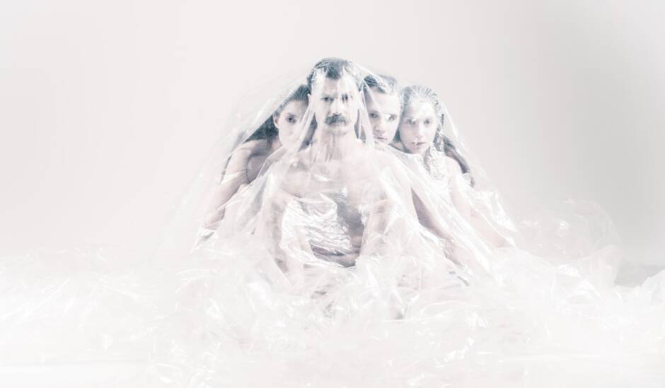 Πώς θα πλησιάσετε το ερωτικό αντικείμενο του πόθου σας;-1