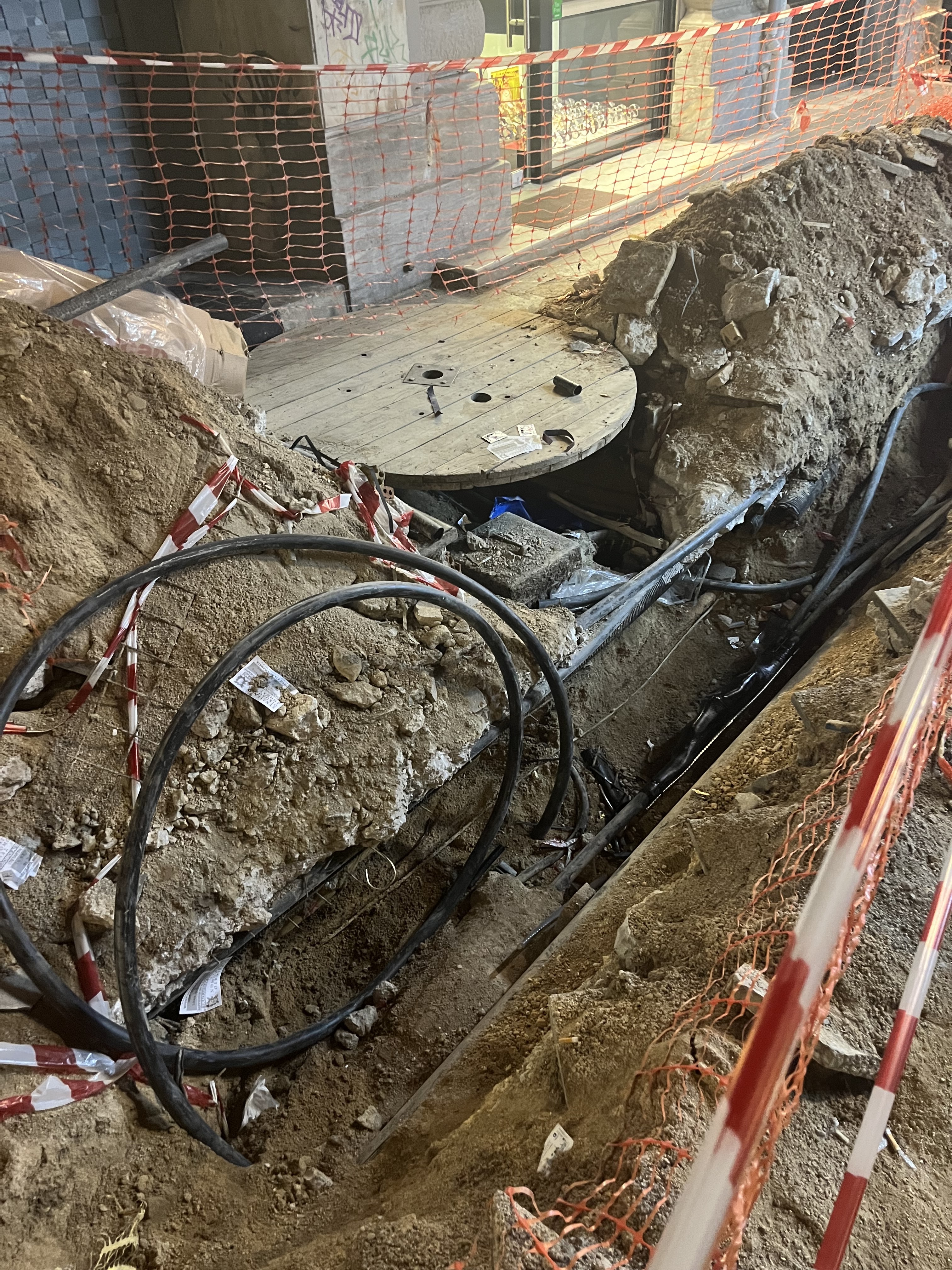 Το μαρτύριο της λακκούβας στους δρόμους της Αθήνας-7