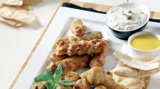 κεμπάπ-γαλοπούλας-αρωματικά-με-σάλτσ-562914937