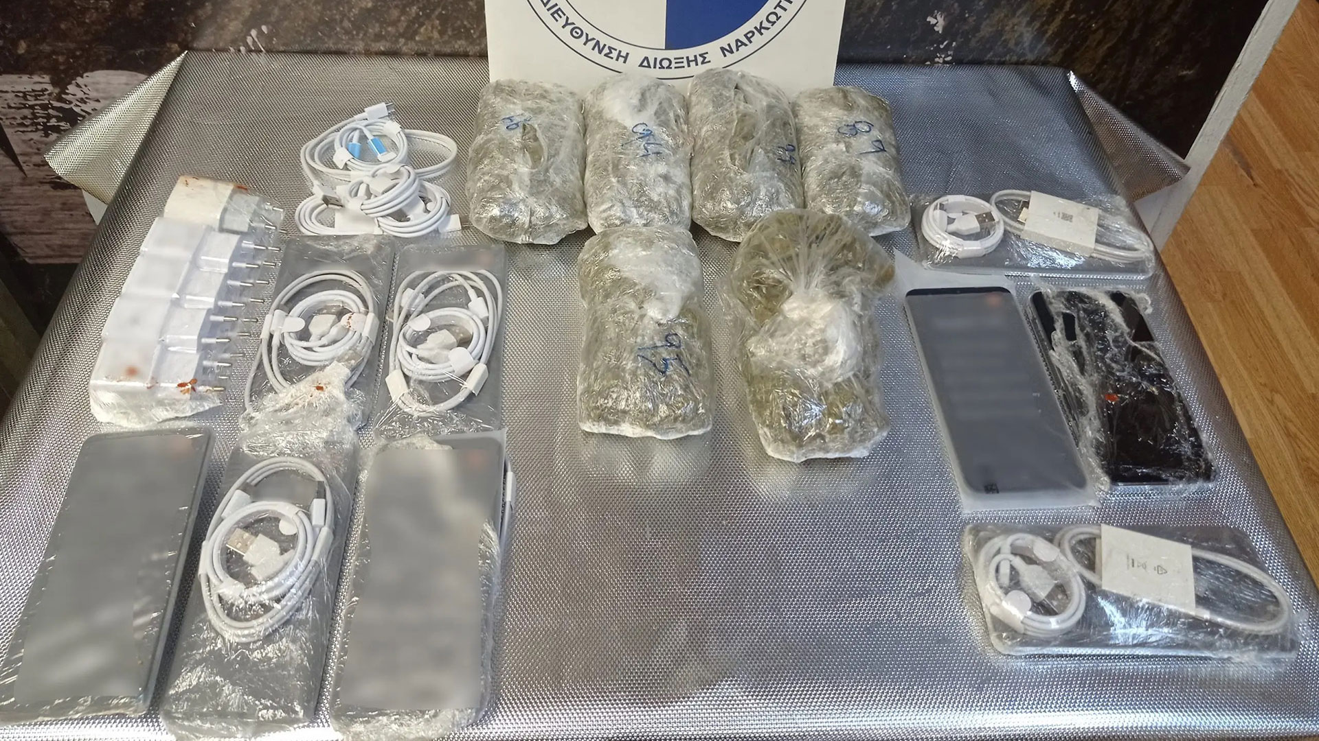 Φυλακές Κορυδαλλού: Συνελήφθη σωφρονιστικός για απόπειρα εισαγωγής ναρκωτικών και κινητών-1