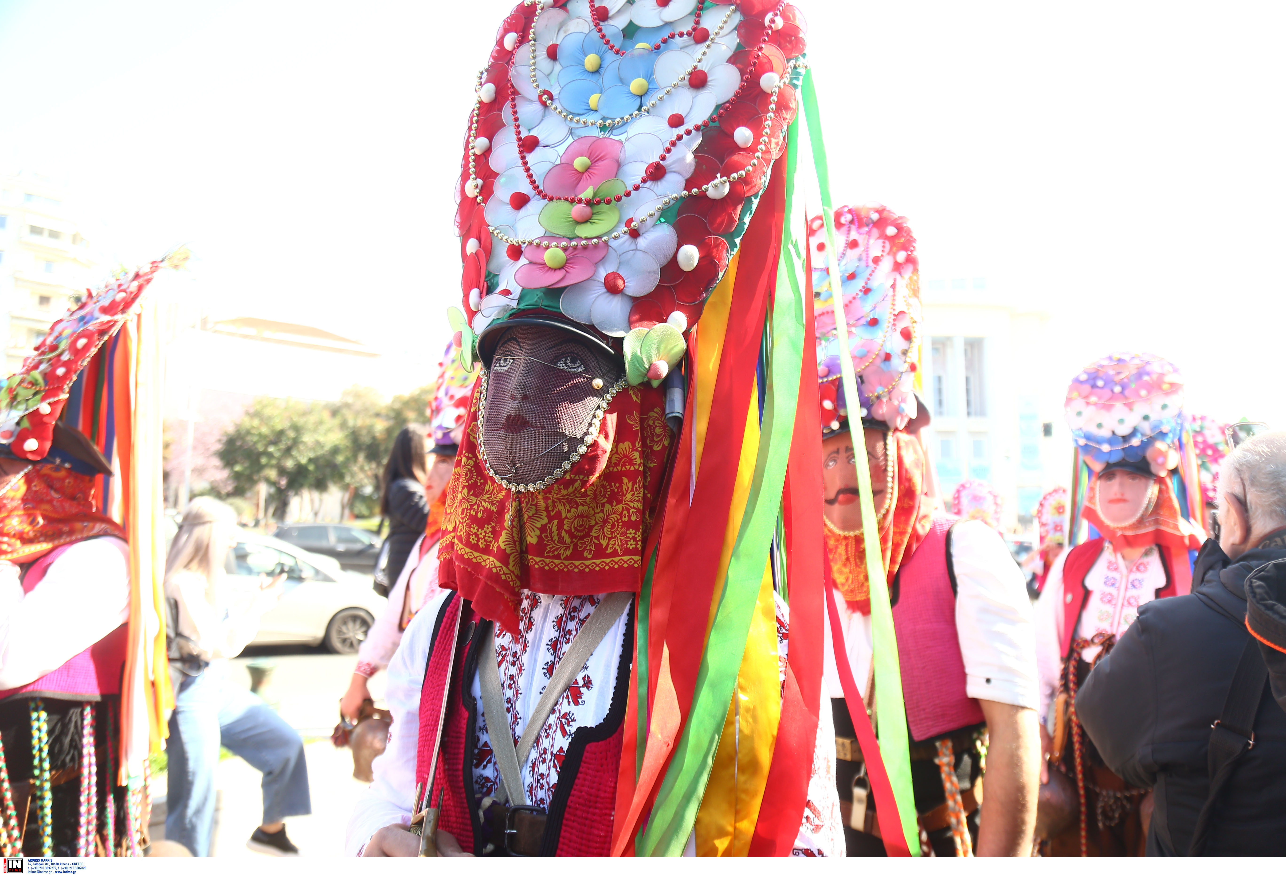 Χιλιάδες κουδουνοφόροι παρέλασαν στο κέντρο της Θεσσαλονίκης-7