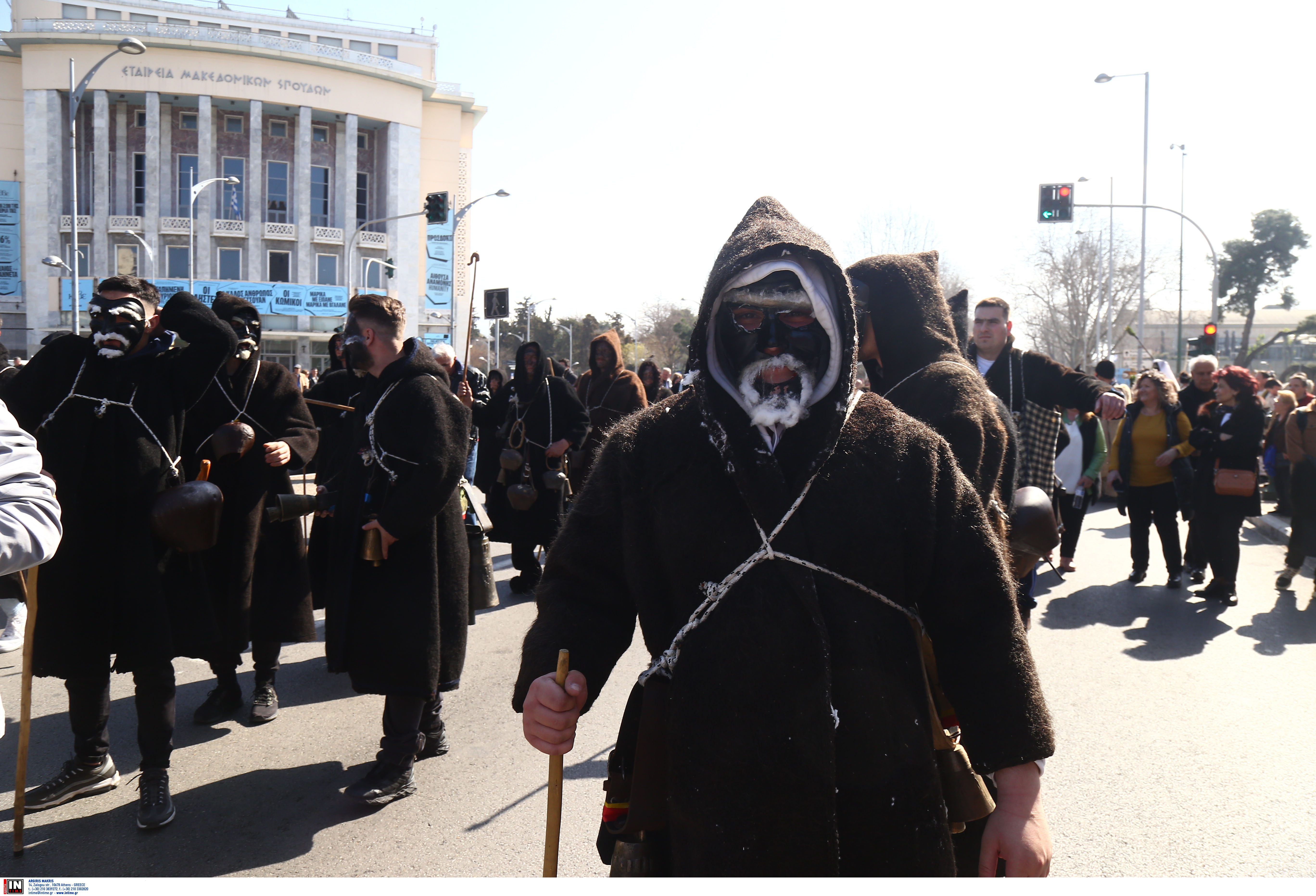 Χιλιάδες κουδουνοφόροι παρέλασαν στο κέντρο της Θεσσαλονίκης-3