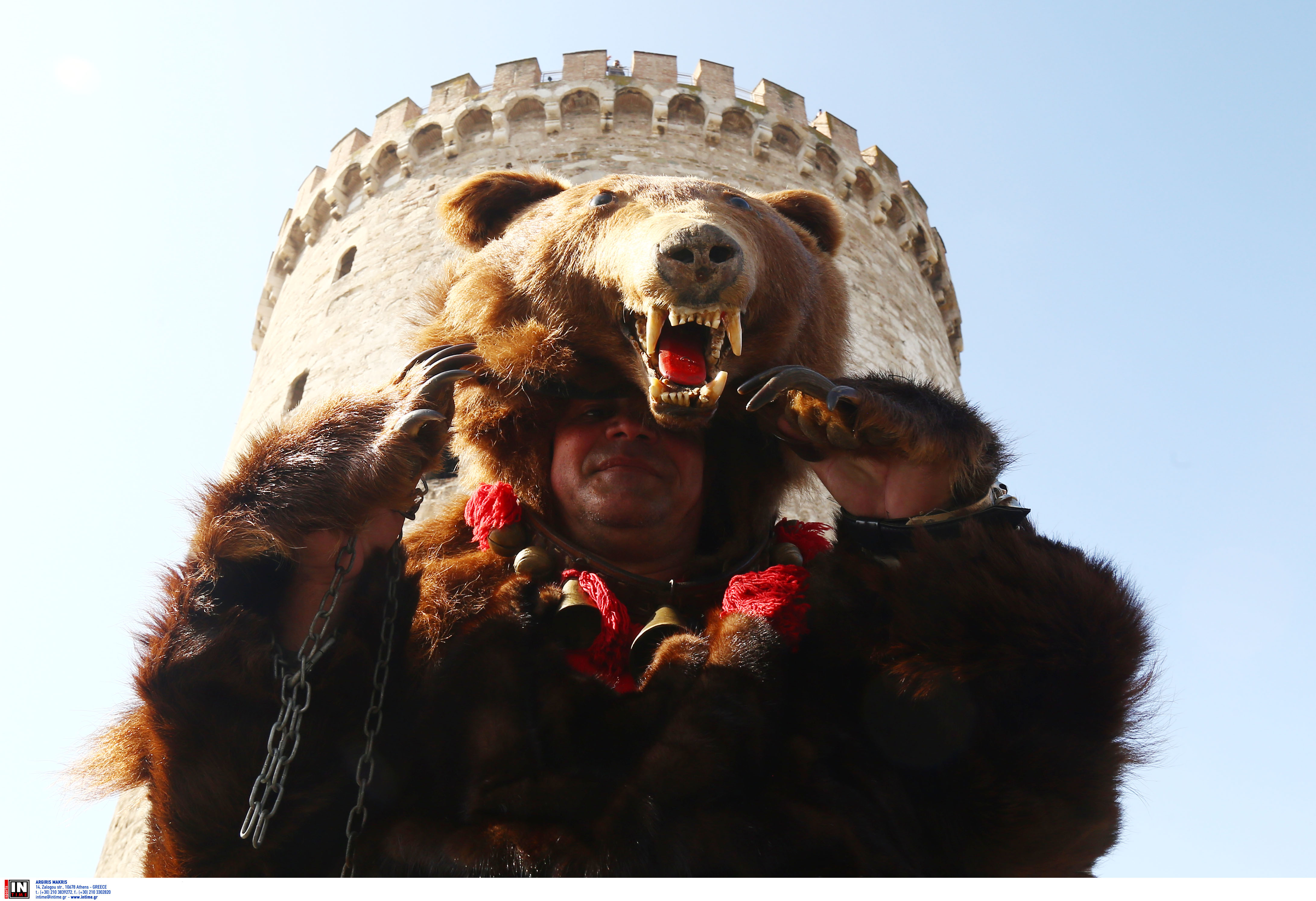 Χιλιάδες κουδουνοφόροι παρέλασαν στο κέντρο της Θεσσαλονίκης-1